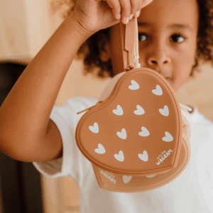 POCHETTE COEUR EN SILICONE CARAMEL